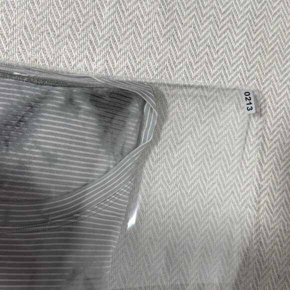 Lululemon Swiftly Tech T-Shirt Womens 12 Gray White Tie-Dye Gym Activewear Yoga - Picture 8 of 13